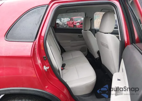 2016 Mitsubishi Outlander Sport 2.4 Se z USA, uszkodzony, nr VIN JA4AR3AW3GZ039146